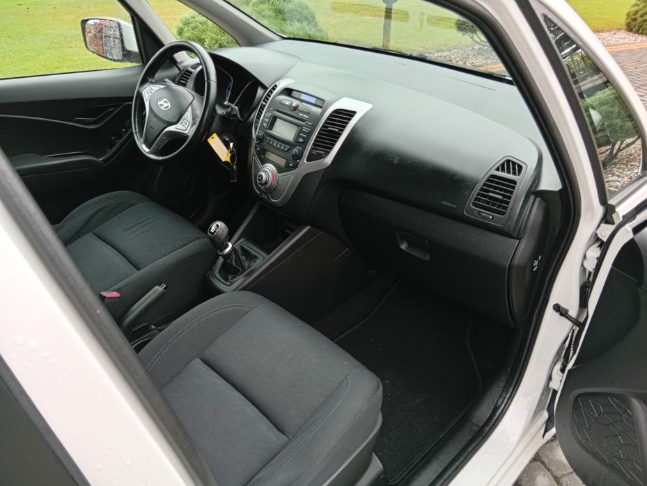 Hyundai IX 20 benzyna super stan