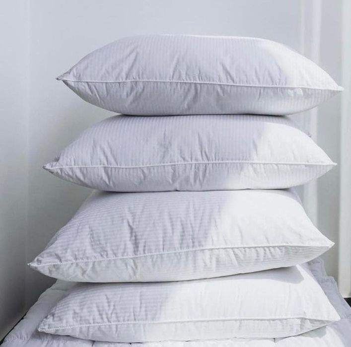 Подушки штучний лебяжий пух екопух ОДА. Подушки еко пух ОДА.