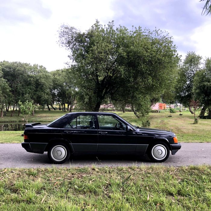 Mercedes-Benz 190E 2.0