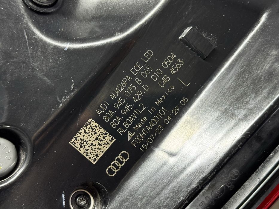 Audi Q5 80A Рест Задні ліхтарі Європа 20-24 Стопи Фонари Matrix Фари