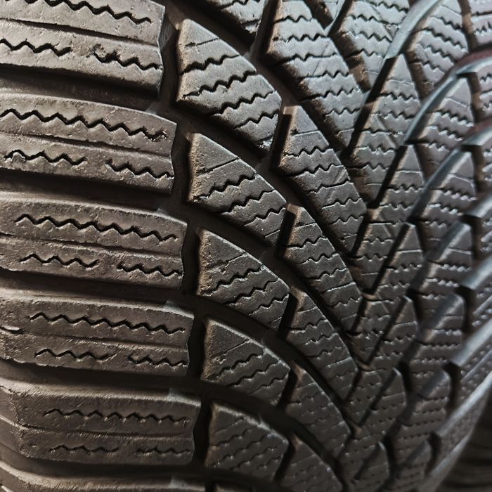 235/55/19 Sprzedam parę opon zimowych Bridgestone