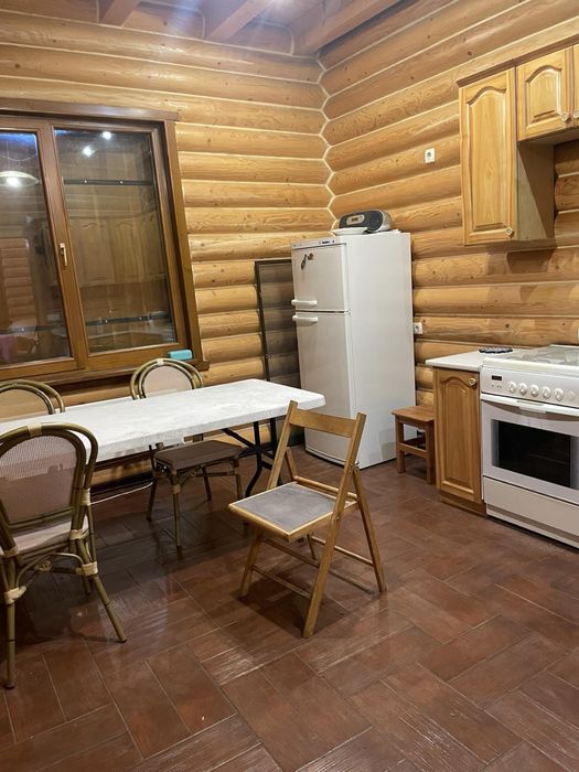Продаж будинку зі зрубу(карпатська смерека)село Селичівка м.Бориспіль - Більше