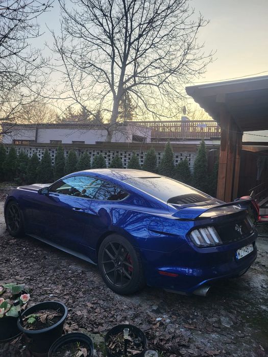 Ford mustang 3.7