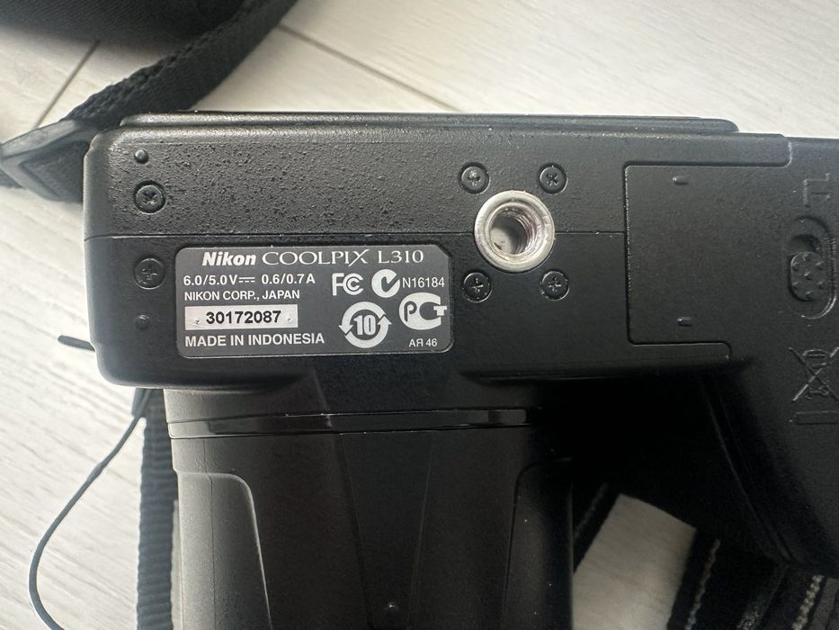 Фотоапарат Nikon Coolpix L310