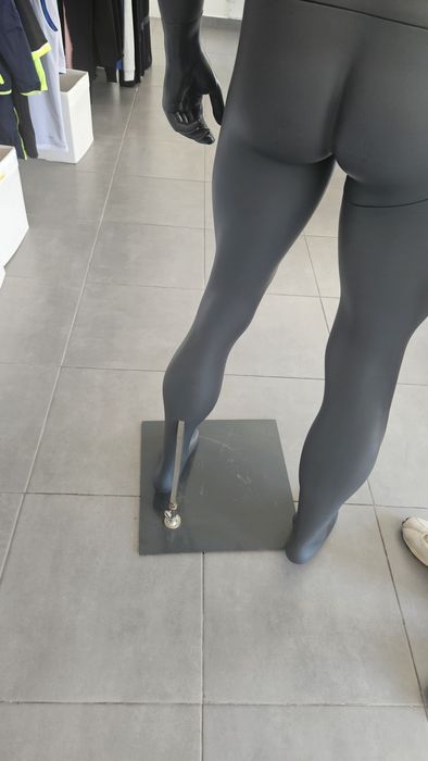 Manequin com altura 190 cm