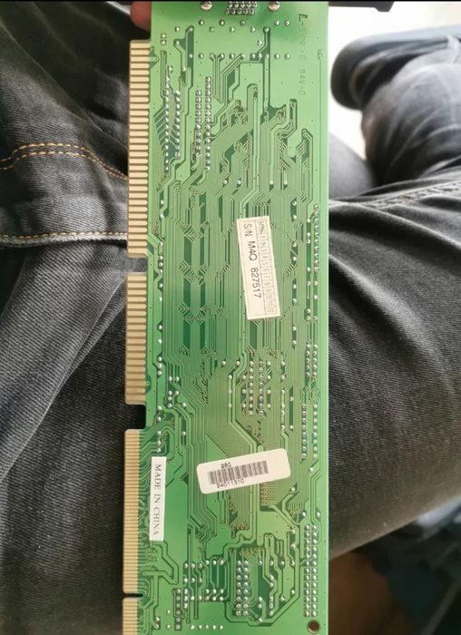 Placa gráfica Trident TGUI9400CXi VLB64172193523841123