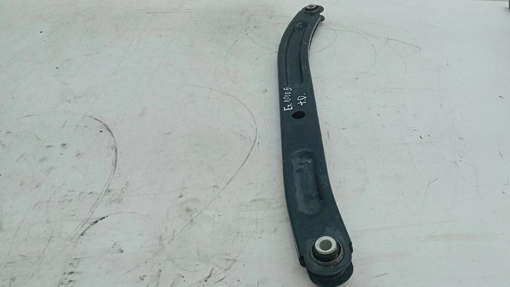 Braço de suspensão trás direito SMART ForTwo Coupé (453)
