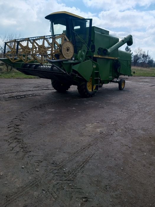 Продам комбайн John Deere