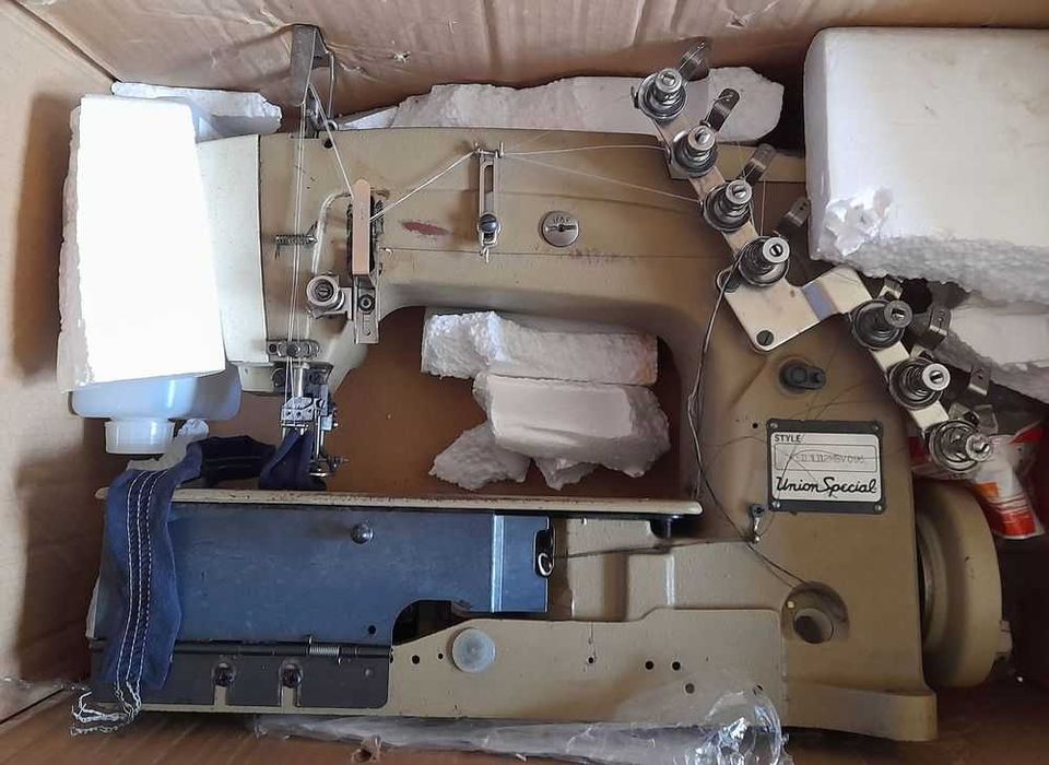 Промислова швейна машина Union Special FS113L112MBV096 3 петлителя