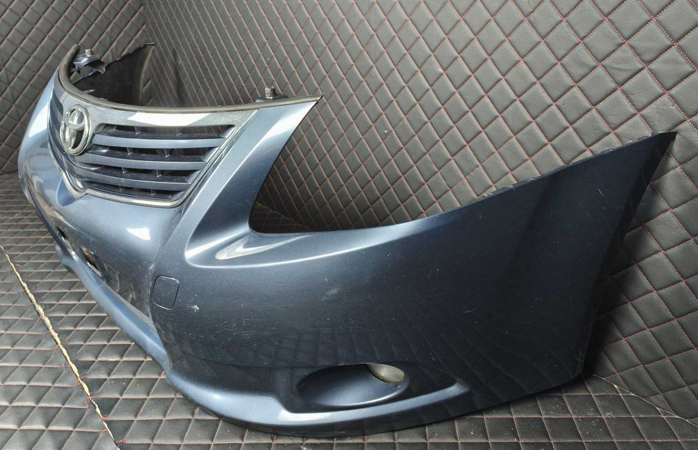 TOYOTA AVENSIS T27 Zderzak Przedni Przód Kompletny Lakier CU5