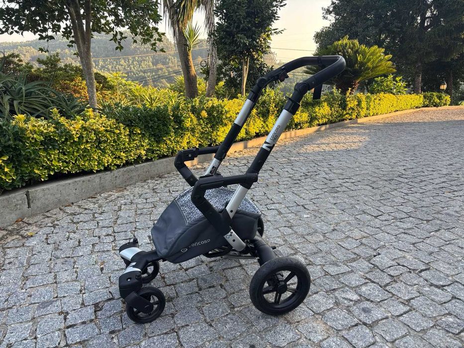 Trio Concord Neo Mobility-Set Steel Grey(Carrinho+Cadeira Auto+Alcofa)