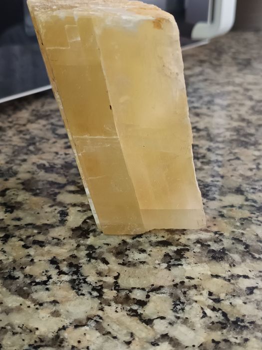 Pedra rara energizada