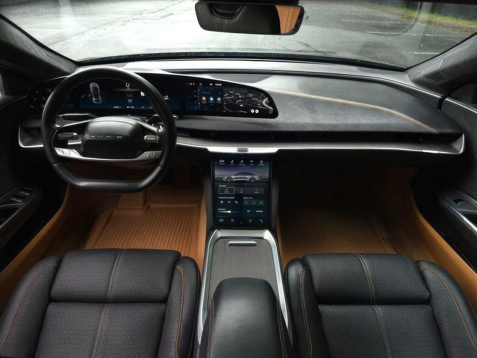 Lucid Air Grand Touring      2022