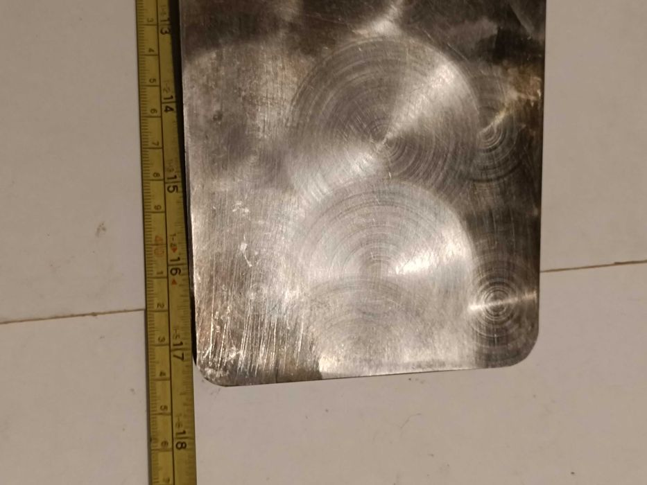 Ferro para torrar o leite creme