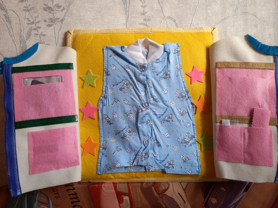 Тактильные планшеты из фетра.