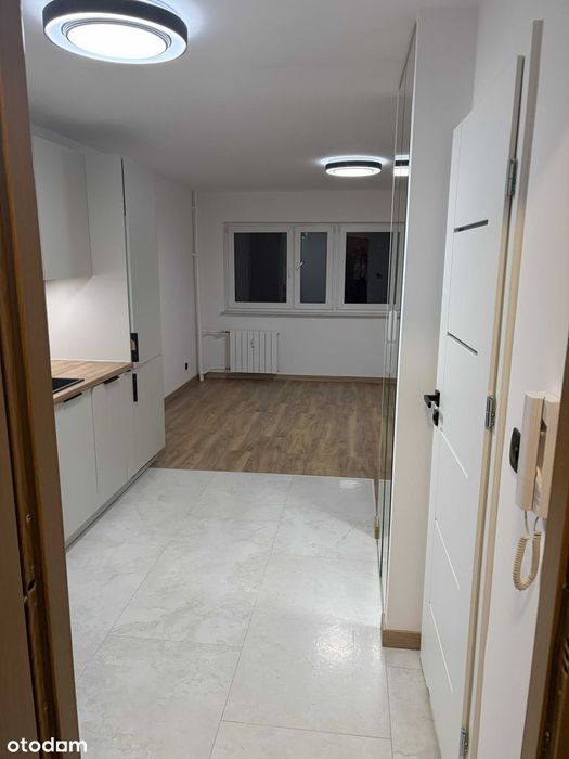 Sadyba: wyremontowane studio 27 m², 3 piętro, 2 windy, bez prowizji