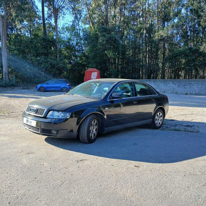 Audi A4 1.9TDI de 2001 - Peças Usadas