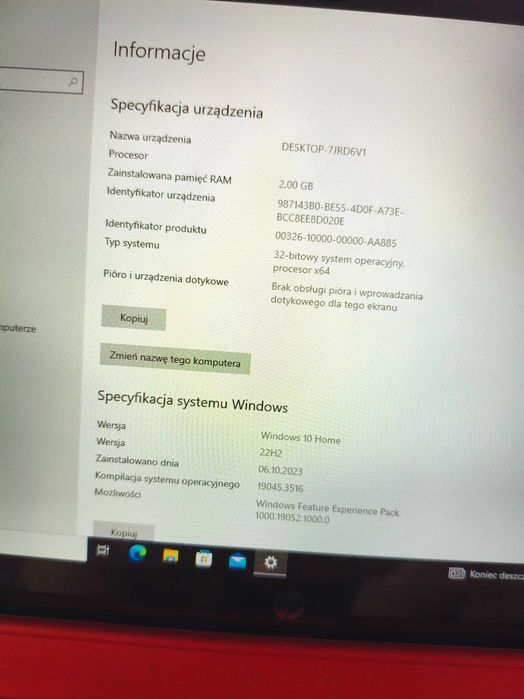 Komputer HP Pavilion x2 , używany w stanie  b. dobrym.