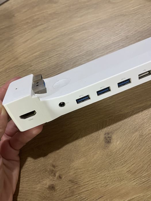 Landing Zone (док-станція для Macbook)