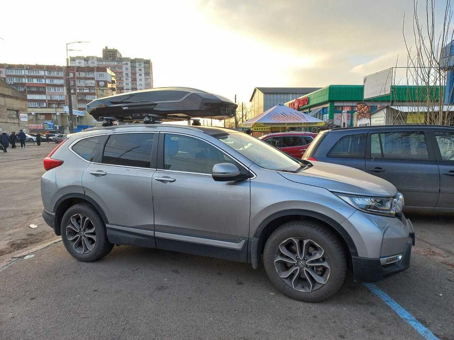 Автобоксы багажники Thule Motion 3 Sport/М/L/XL/XXL/Low  Black/Titan