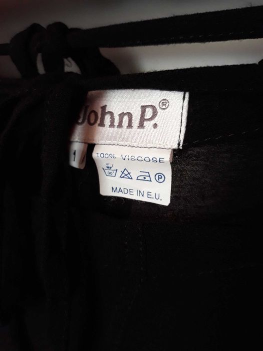 Czarna spódnico spodnie wiązana z boku rozcięcia jak nowa rozmiar M