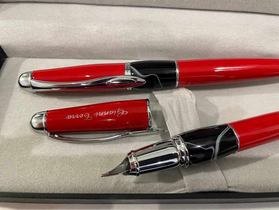 Набір ручок подарунковий Gianni Terra red with black