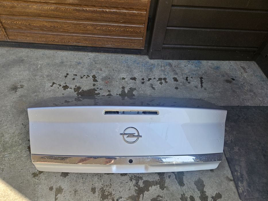 Кришка багажника Ляда Кляпа Дверка багажника Опель Вектра Ц седан