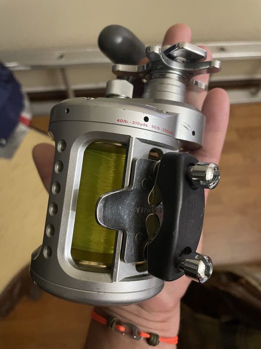 Carreto pesca Daiwa Saltist 50H