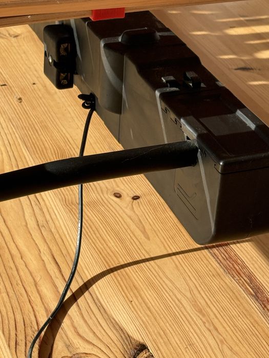 Cama ortopedica com estrado articulado, eletrici