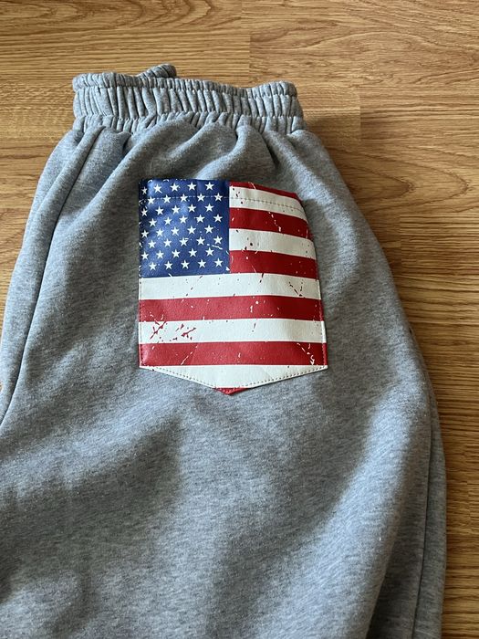 Сірі спортивні штани