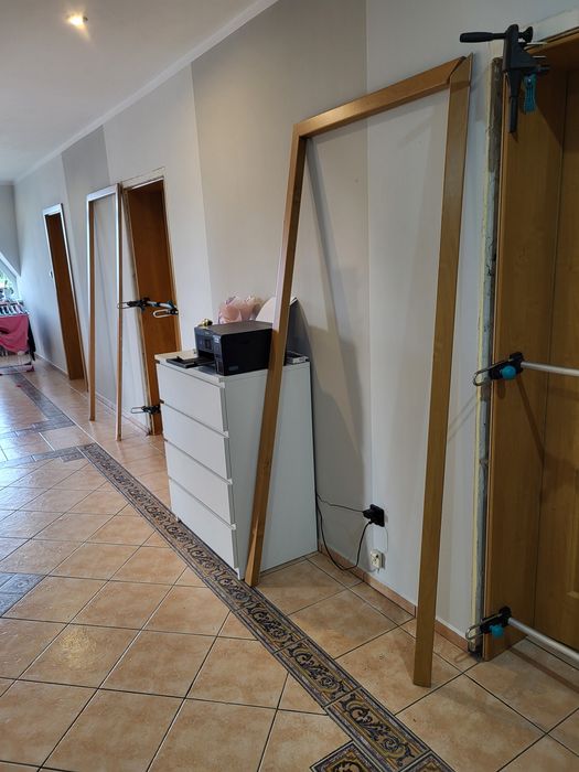 Montaż drzwi i okien