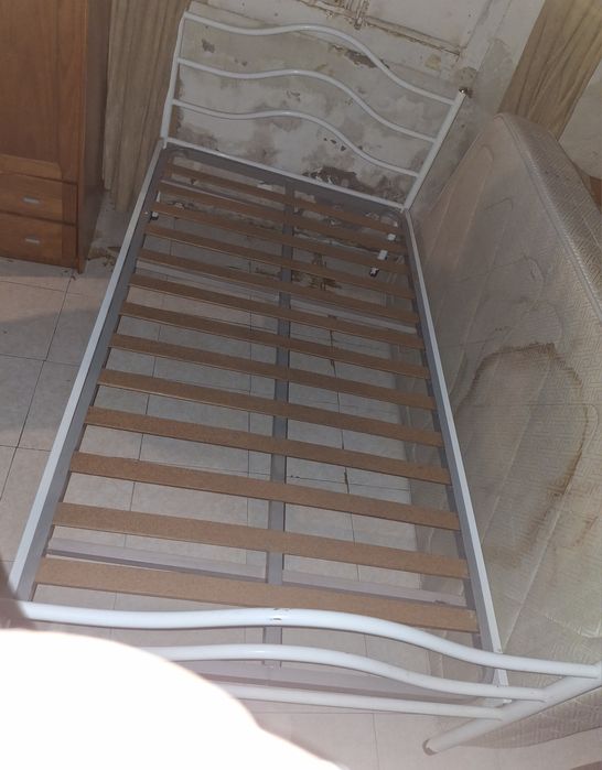 Cama de solteiro