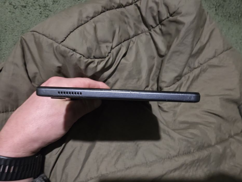 Продам планшет Samsung A7 lite 4/64