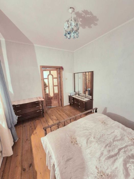 Продам добротний та міцний будинок в місті Бобринець.