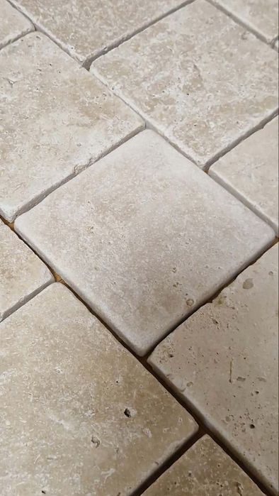 Promocja do 31.08.2026!Kamień naturalny trawertyn Super Light Premium 10cm x 10cm bębnowany.