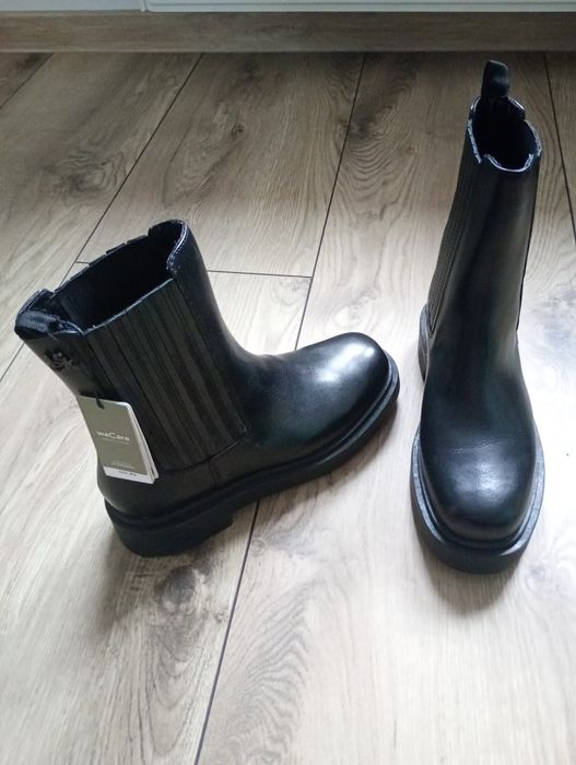 Buty damskie zimowe Lasocki rozm 40 Nowe