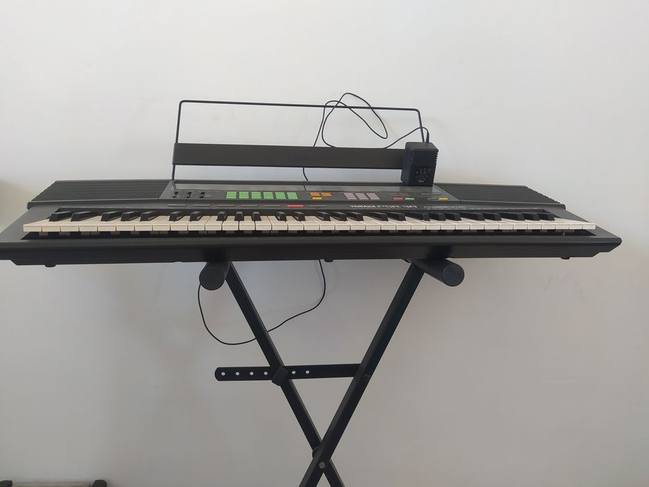 Teclado Yamaha PSR-38