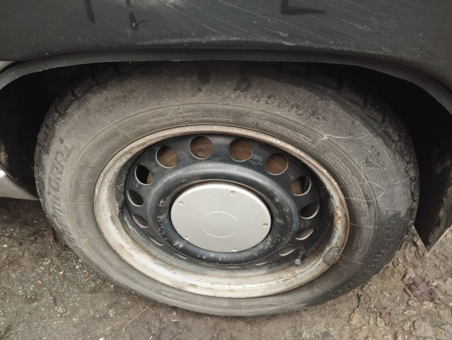 Пежо експерт 2005 року. 1,9 дизель