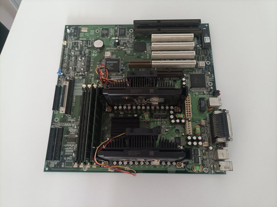 QDI Legend P6I440BX Brillant IV Dual Slot 1 Pentium III 3  asus P2B-DS