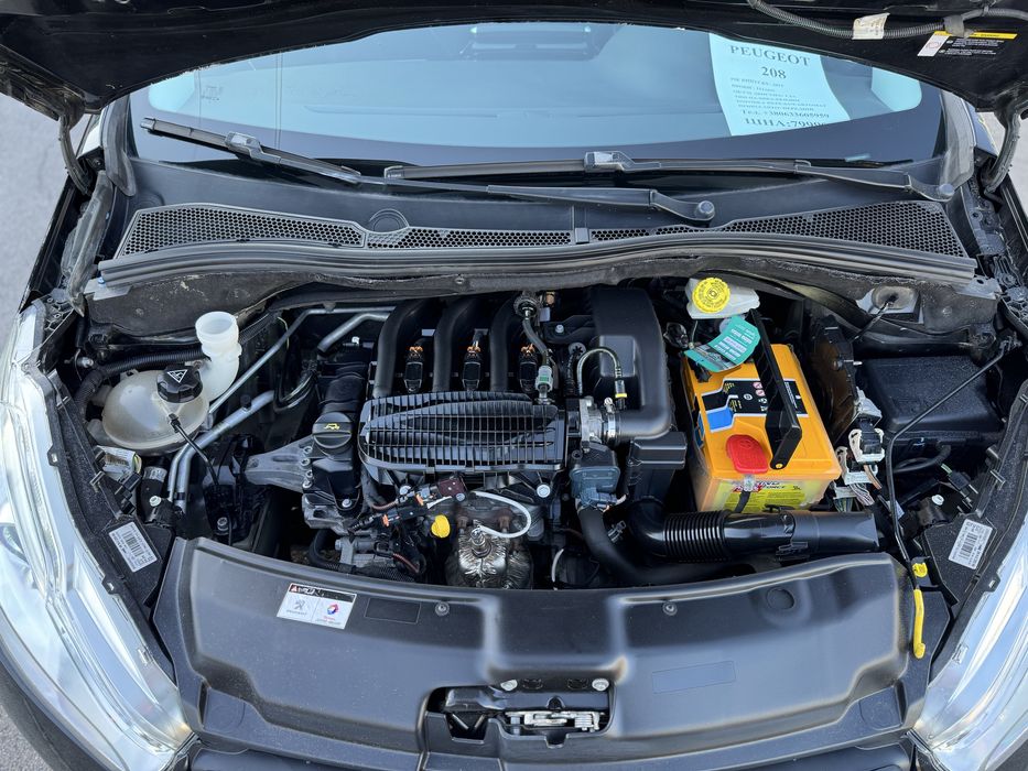 Продам Peugeot 208