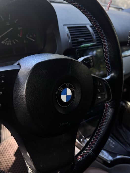 продам авто BMW X5 E53