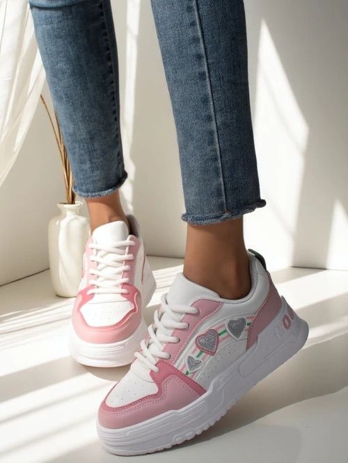4 KOLORY 36 37 38 sneakersy 39 40 na platformie z naszywką brokatem