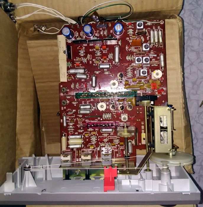 Продам Радіо Приймач-Пiдсилювач "Вега-300" - Стерео + БП 12V