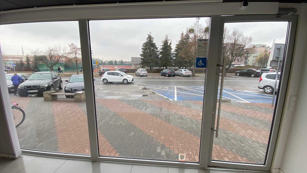 Kontener handlowy do wynajęcia klima, ogrzewanie – dobra lokalizacja!