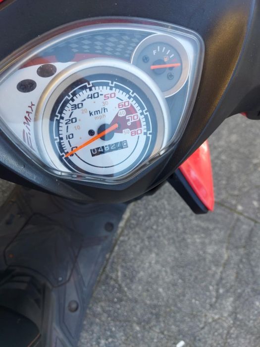 Scooter Kenos Valleta 50