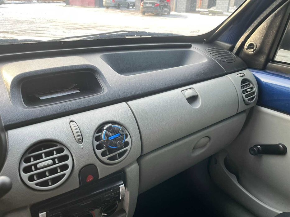 Продам авто Renault