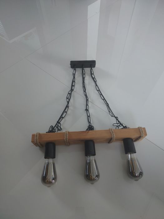 Lampy wiszące drewno