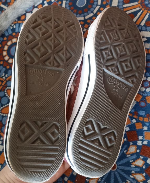 Bordowe Converse one star