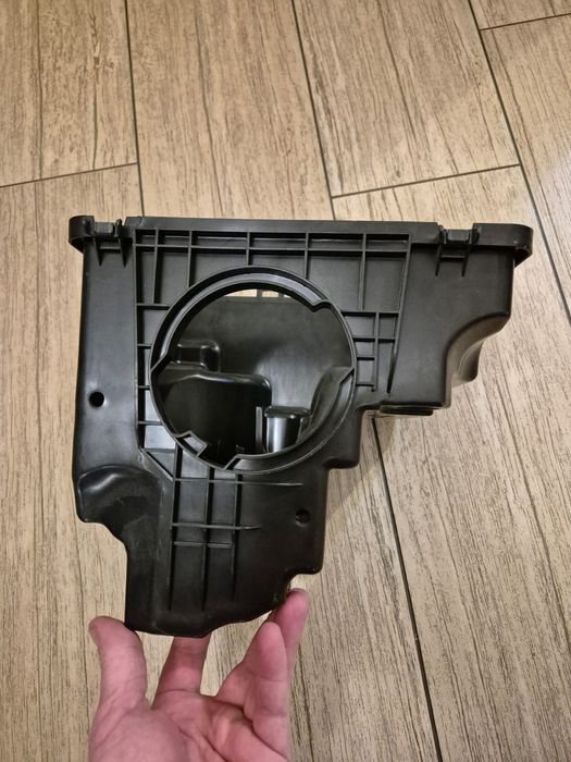 Obudowa filtra powietrza dolna Mazda CX-5 PAJ-133AY LA439