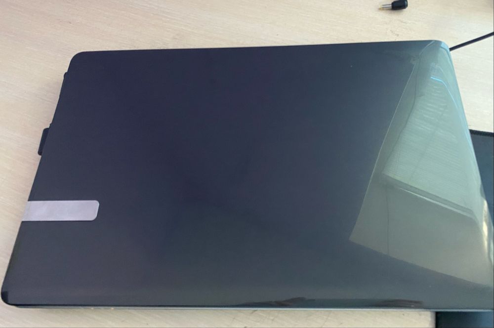 Ноутбук  Acer Travelmate P253